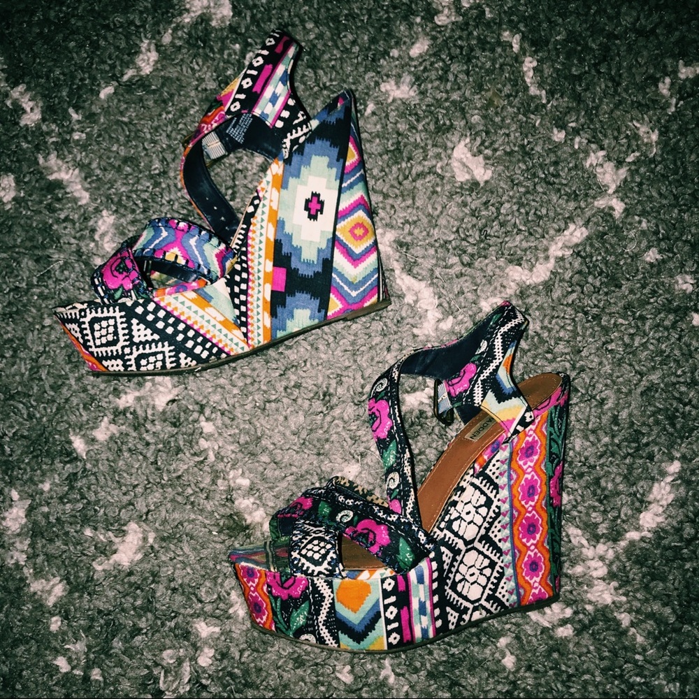 Steve Madden Wedges